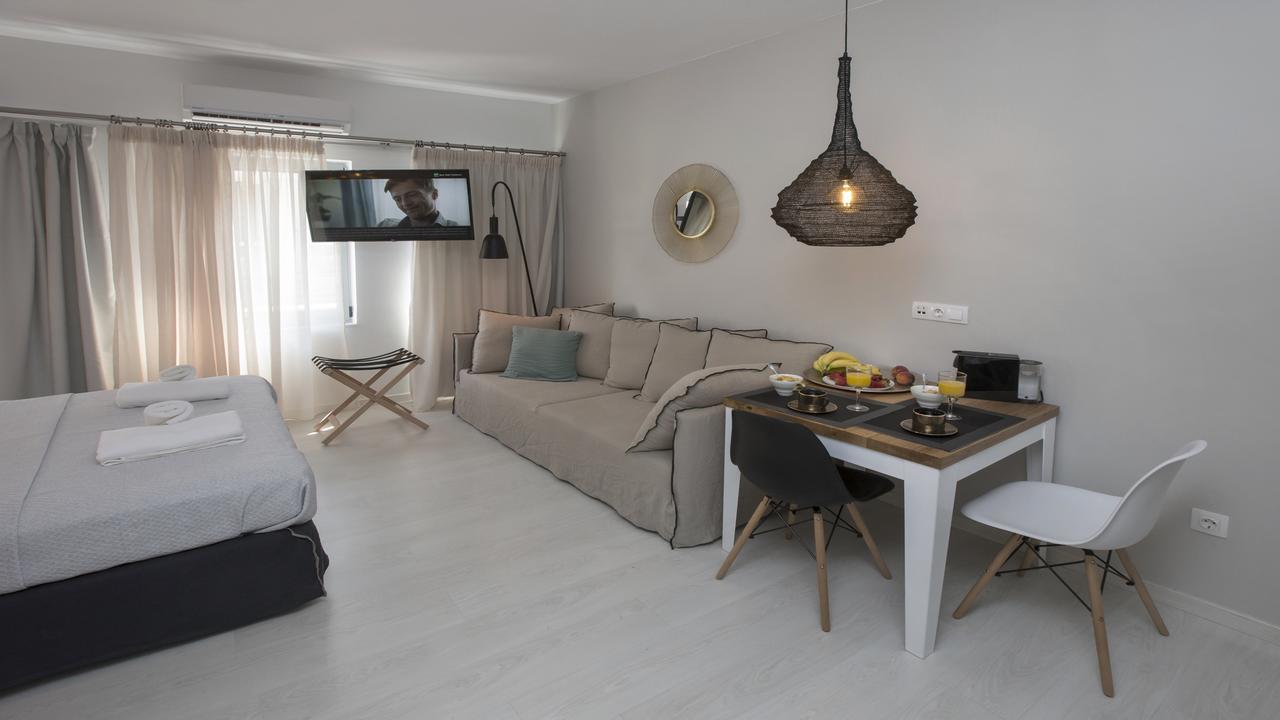 Ermou Stylish Suites By Ghh Афіни Екстер'єр фото